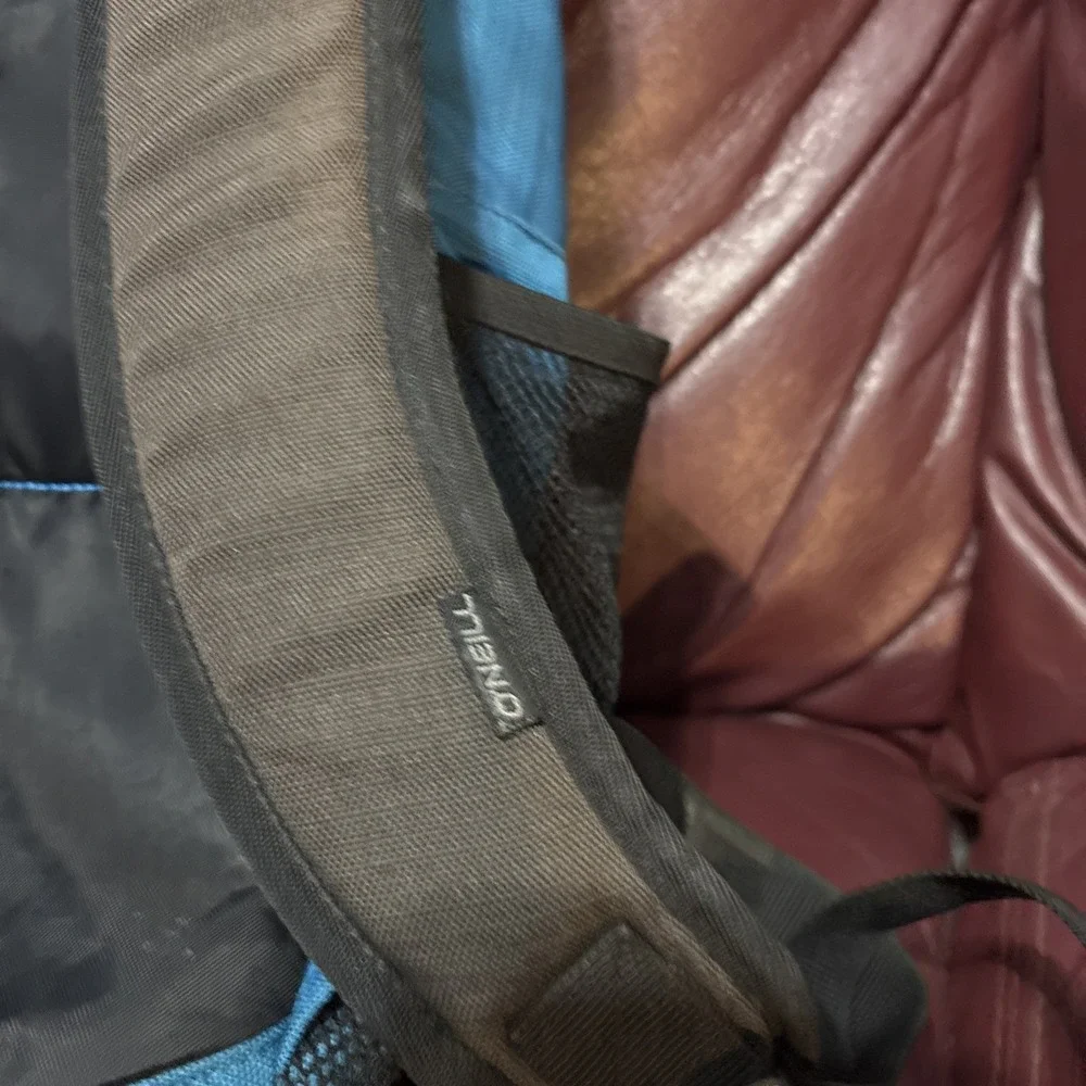 vintage O'Neil Blue Grey Travel Backpack 5 Pocket Read